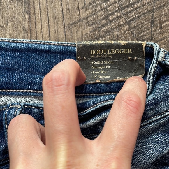 BNWT Bootlegger Shorts Sz 28 - Picture 2 of 3